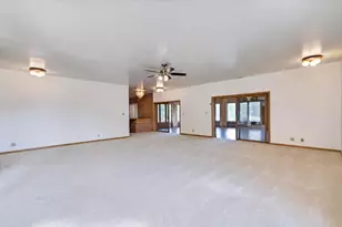 1046 S Main St, Lombard, IL 60148 - Photo 6