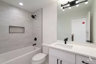 9605 S 78th Ct, Hickory Hills, IL 60457 - Photo 18