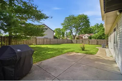 301 Horatio Boulevard, Buffalo Grove, IL 60089 - Photo 24