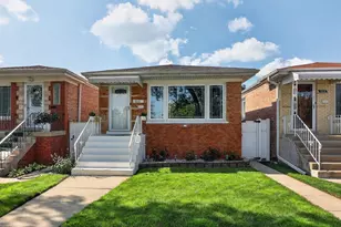 3318 W Columbus Ave, Chicago, IL 60652 - Photo 1
