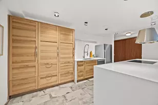 330 W Diversey Pkwy, Chicago, IL 60657 - Photo 8