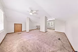 30 S Commonwealth Ave, Elgin, IL 60123 - Photo 18