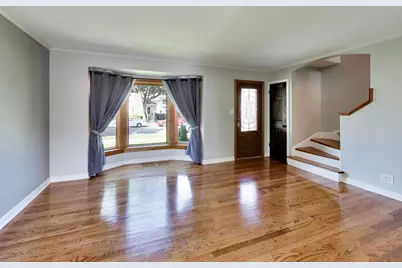 5523 N Natchez Avenue, Chicago, IL 60656 - Photo 4