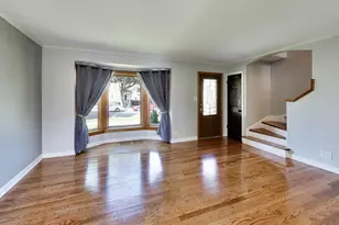 5523 N Natchez Ave, Chicago, IL 60656 - Photo 4