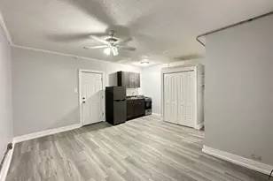4735 N Beacon St, Chicago, IL 60640 - Photo 8