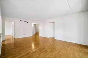 1327 Brown St, Des Plaines, IL 60016 - Photo 10