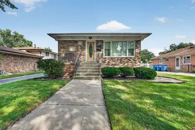 14339 Kolin Avenue, Midlothian, IL 60445 - Photo 2
