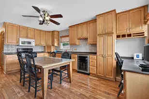 14339 Kolin Ave, Midlothian, IL 60445 - Photo 8