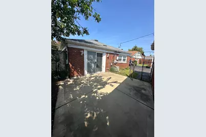 11613 S Kedzie Avenue, Merrionette Park, IL 60803 - Photo 10