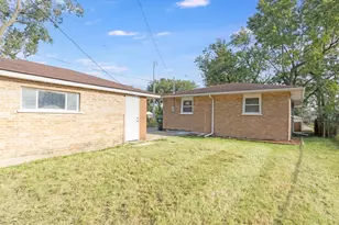 1618 W 163rd St, Markham, IL 60428 - Photo 16