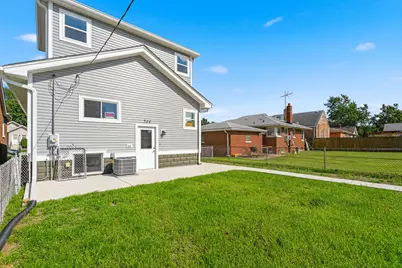 544 Freeland Avenue, Calumet City, IL 60409 - Photo 36