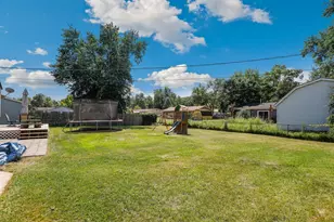 610 Old Forge Rd, Valparaiso, IN 46385 - Photo 16