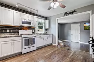 610 Old Forge Rd, Valparaiso, IN 46385 - Photo 6