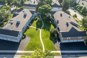 1105 Spring Garden Cir, Naperville, IL 60563 - Photo 24