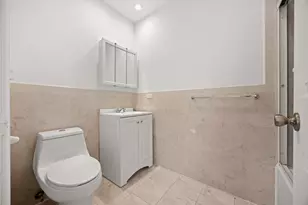 8812 Dee Rd, Des Plaines, IL 60016 - Photo 16
