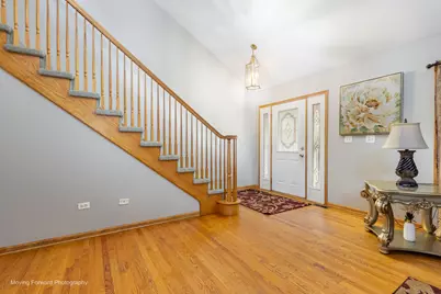 8220 Rutherford Drive, Woodridge, IL 60517 - Photo 2