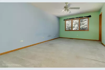 8220 Rutherford Drive, Woodridge, IL 60517 - Photo 18