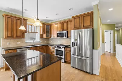 7246 N Oakley Avenue #1S, Chicago, IL 60645 - Photo 4