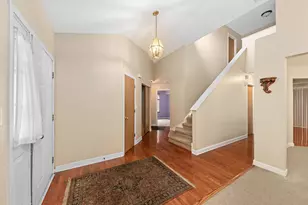 3202 Whitney Rd, Aurora, IL 60502 - Photo 2