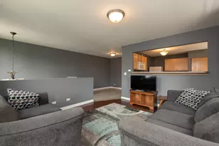 867 Symphony Dr, Aurora, IL 60504 - Photo 12