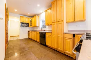 3520 W 58th Pl, Chicago, IL 60629 - Photo 6