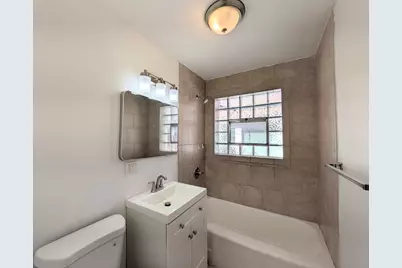 6328 N Troy Street, Chicago, IL 60659 - Photo 12