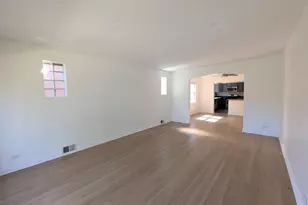 6328 N Troy St, Chicago, IL 60659 - Photo 6