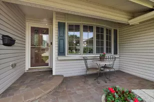 535 Gateshead N, Elk Grove Village, IL 60007 - Photo 4