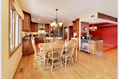 535 Gateshead N, Elk Grove Village, IL 60007 - Photo 18