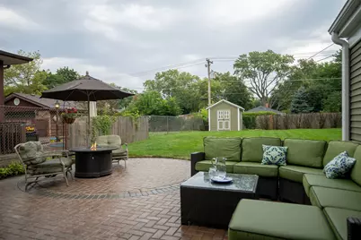 323 S Benton Street, Palatine, IL 60067 - Photo 10
