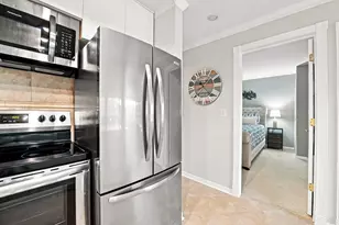 5850 Forest View Rd, Lisle, IL 60532 - Photo 10