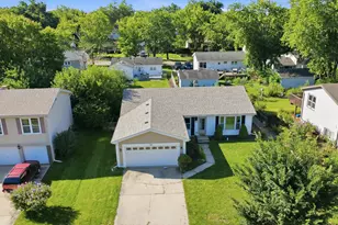 625 W Briarcliff Rd, Bolingbrook, IL 60440 - Photo 20