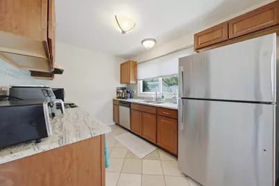 625 W Briarcliff Road, Bolingbrook, IL 60440 - Photo 8