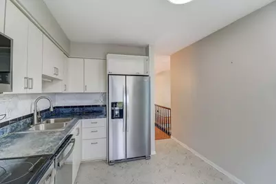 917 Burgess Circle, Buffalo Grove, IL 60089 - Photo 10