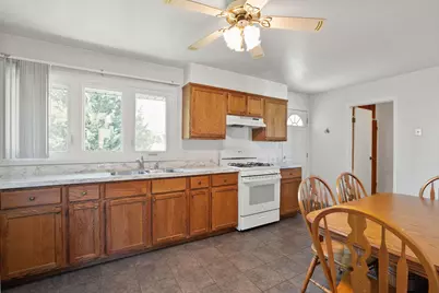 8400 Merrimac Avenue, Burbank, IL 60459 - Photo 6