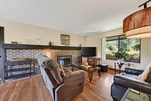 701 Parkview Ct, Roselle, IL 60172 - Photo 20