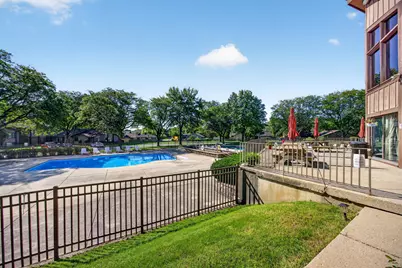 701 Parkview Court, Roselle, IL 60172 - Photo 66