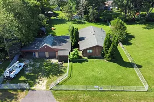 641 W Lake Cook Rd, Palatine, IL 60074 - Photo 2