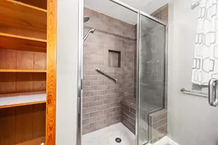 421 Geary St, Centralia, IL 62801 - Photo 12