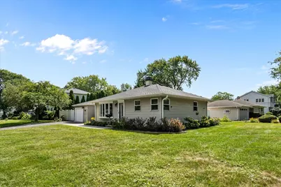 2311 Sigwalt Street, Rolling Meadows, IL 60008 - Photo 2