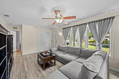 2311 Sigwalt Street, Rolling Meadows, IL 60008 - Photo 4