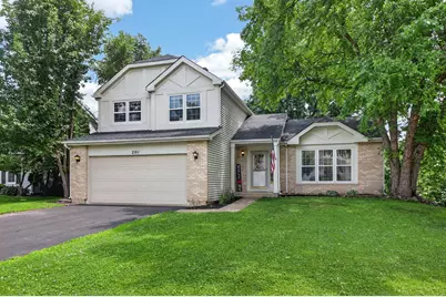 201 Timber Oaks Drive, North Aurora, IL 60542 - Photo 2