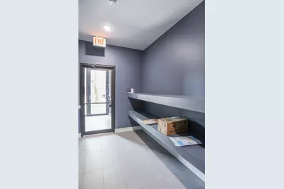 2402 W Carmen Avenue #406, Chicago, IL 60625 - Photo 16