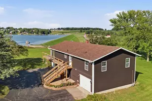 1722 Baintree Rd, Davis, IL 61019 - Photo 1