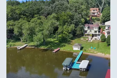 5102 W Lake Shore Drive, Wonder Lake, IL 60097 - Photo 2