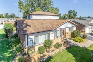 12812 Terrace Ln, Crestwood, IL 60418 - Photo 4