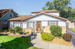 12812 Terrace Ln, Crestwood, IL 60418 - Photo 1