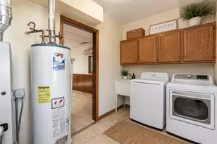 12812 Terrace Ln, Crestwood, IL 60418 - Photo 18