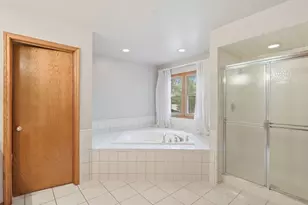 7810 Regency Grove Dr, Darien, IL 60561 - Photo 22