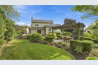 7810 Regency Grove Drive, Darien, IL 60561 - Photo 46